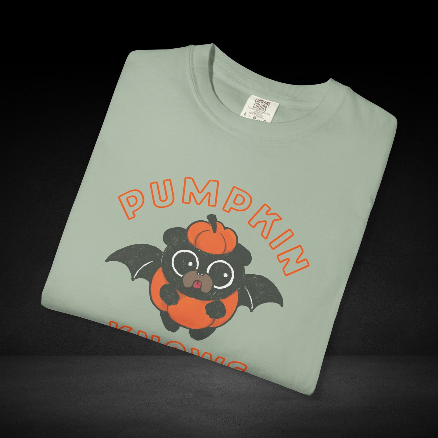 Pumpkin Knows Tee – Cute Bat Pug Pumpkin Halloween Coffee Shirt